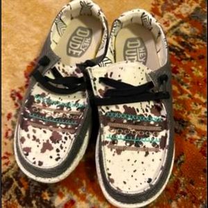 Adorable cow print hey dudes